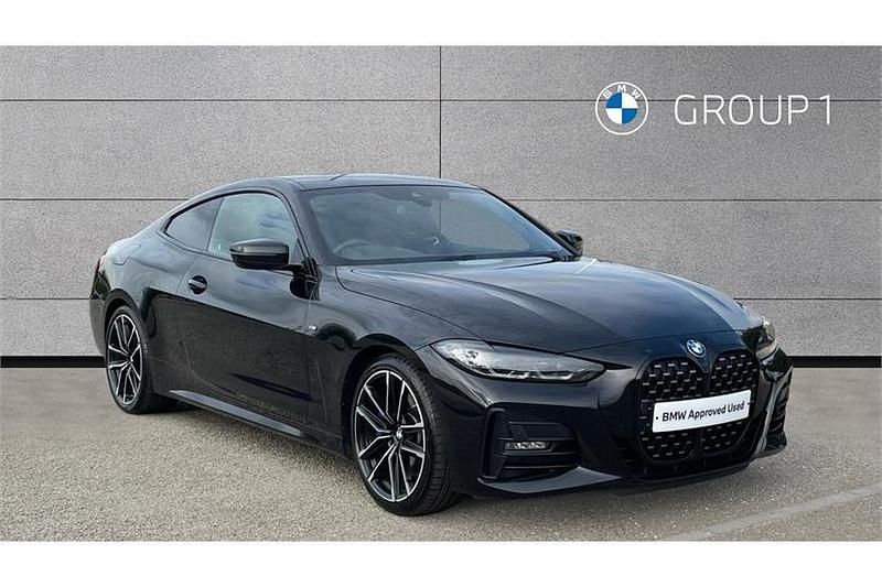Black sapphire metallic paint Used 2022 BMW 430 M Sport Coupe | £27,495 (Fair price) - Image 1/4