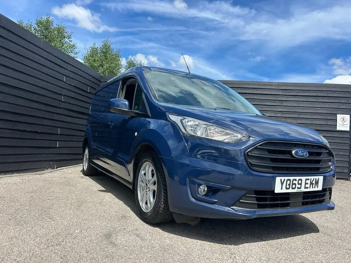 Used Ford Transit Connect Limited 120 HP (88 kW) 2020 Blue MPV