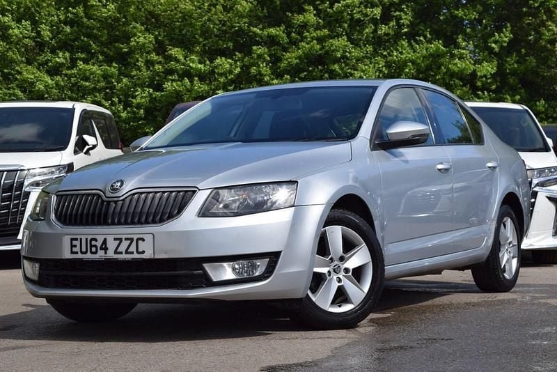 Silver Used 2014 Skoda Octavia SE Hatchback | £2,995 (A bit pricey) - Image 1/4
