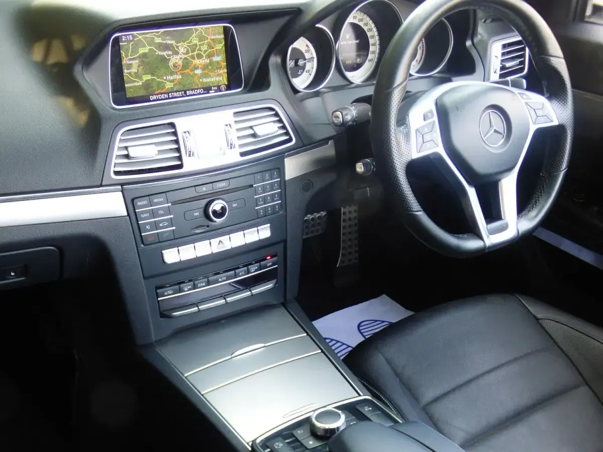 Used Mercedes E220 AMG line 177 HP (130 kW) 2016 White Cabriolet