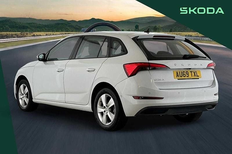 Used Skoda Scala SE 150 HP (110 kW) 2019 Moon white metallic Hatchback