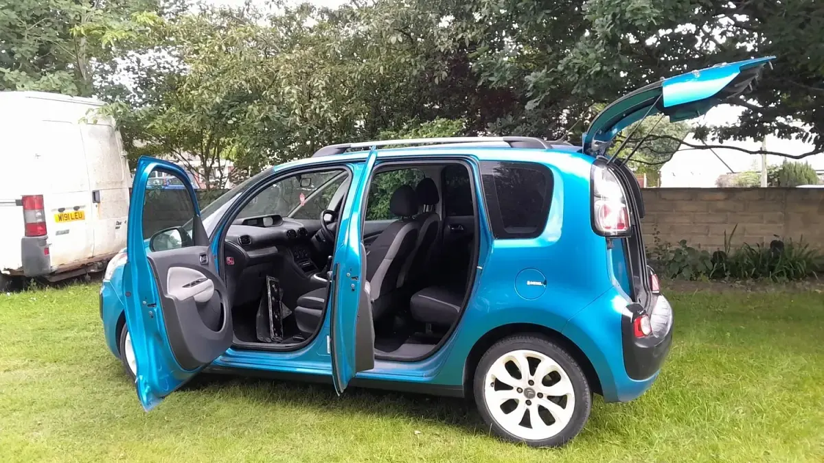 Used Citroën C3 Picasso 2012 Blue MPV