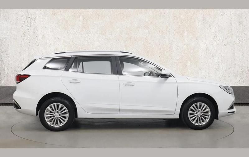 Used MG MG5 EV Exclusive 114 kW (156 HP) 2021 White Estate