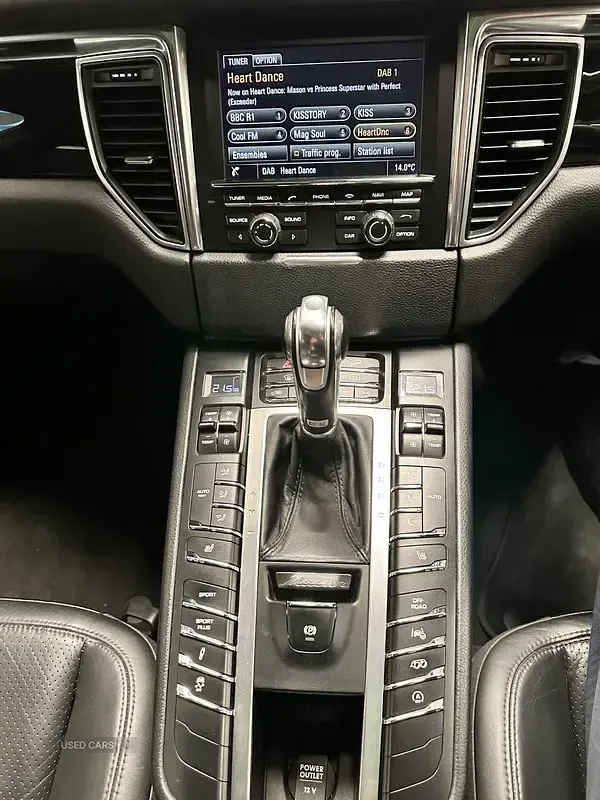 Usado Porsche Macan S 340 HP (250 kW) 2015 Preto SUV