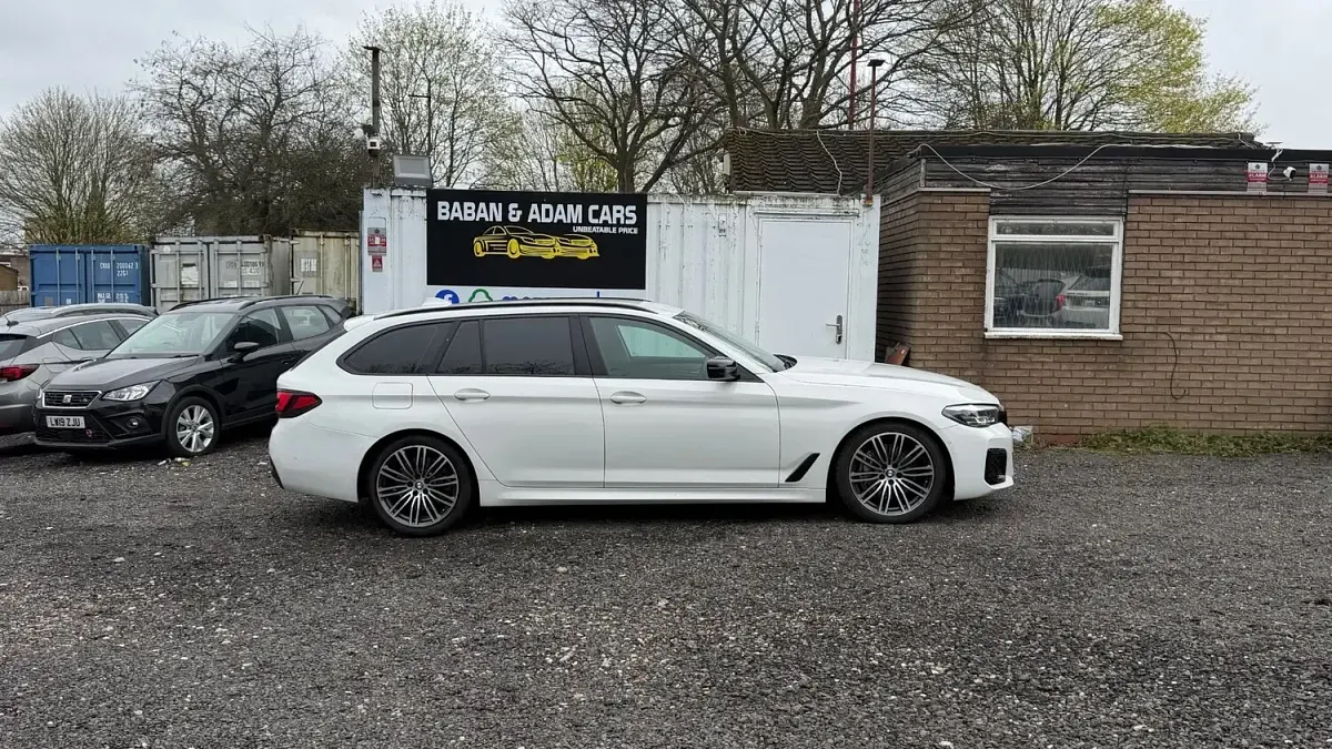 Used BMW 530 M Sport 282 HP (207 kW) 2021 White Estate
