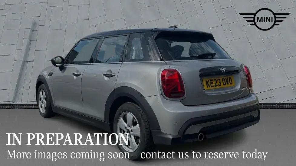 Used Mini Cooper Classic 134 HP (98 kW) 2023 Silver Hatchback