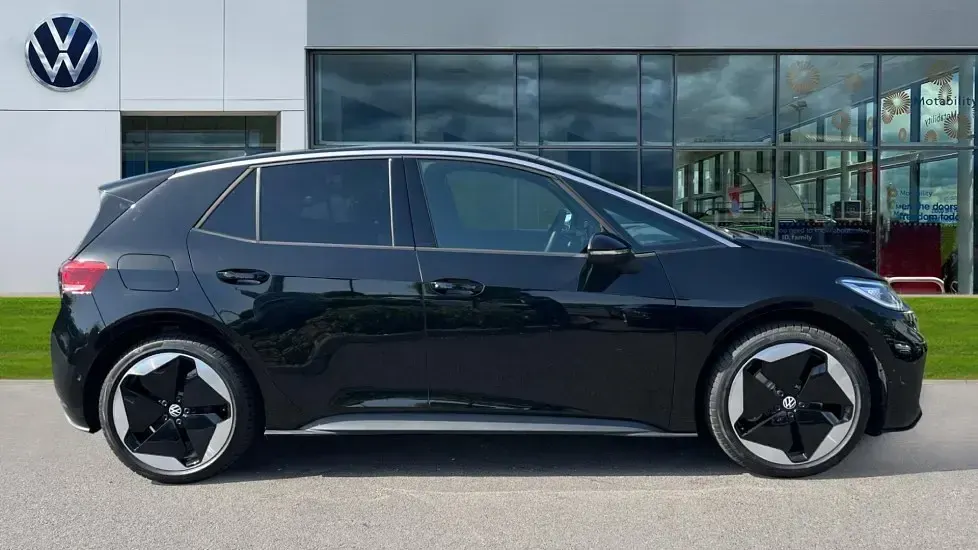 New VW ID.3 Pro 150 kW (204 HP) 2026 Grenadilla black metallic Hatchback