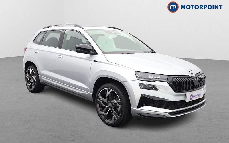 Used 2026 Skoda Karoq SportLine SUV | £27,099 (Fair price) - Image 1/4