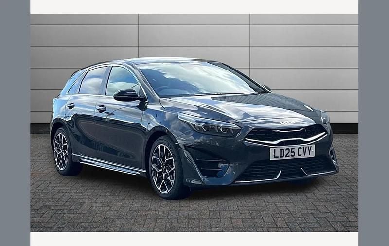 Grey Used 2025 Kia Ceed GT-Line Hatchback | £20,750 (Fair price) - Image 1/2