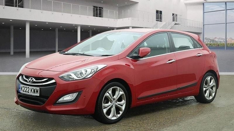Used Hyundai i30 Premium 2015 Red Hatchback