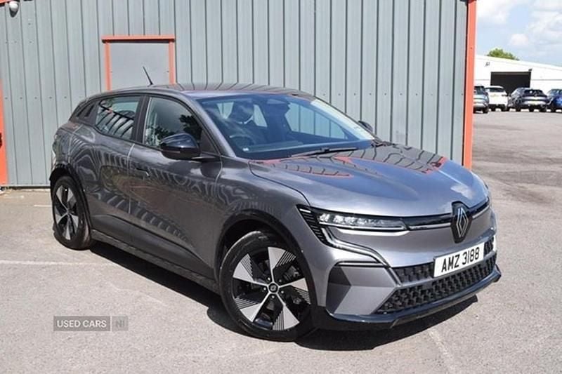 Used 2023 Renault Mégane Equilibre Hatchback | £18,785 (Good price) - Image 1/1