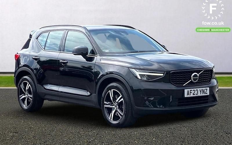 Used 2026 Volvo XC40 Plus SUV | £22,599 (Super price) - Image 1/4