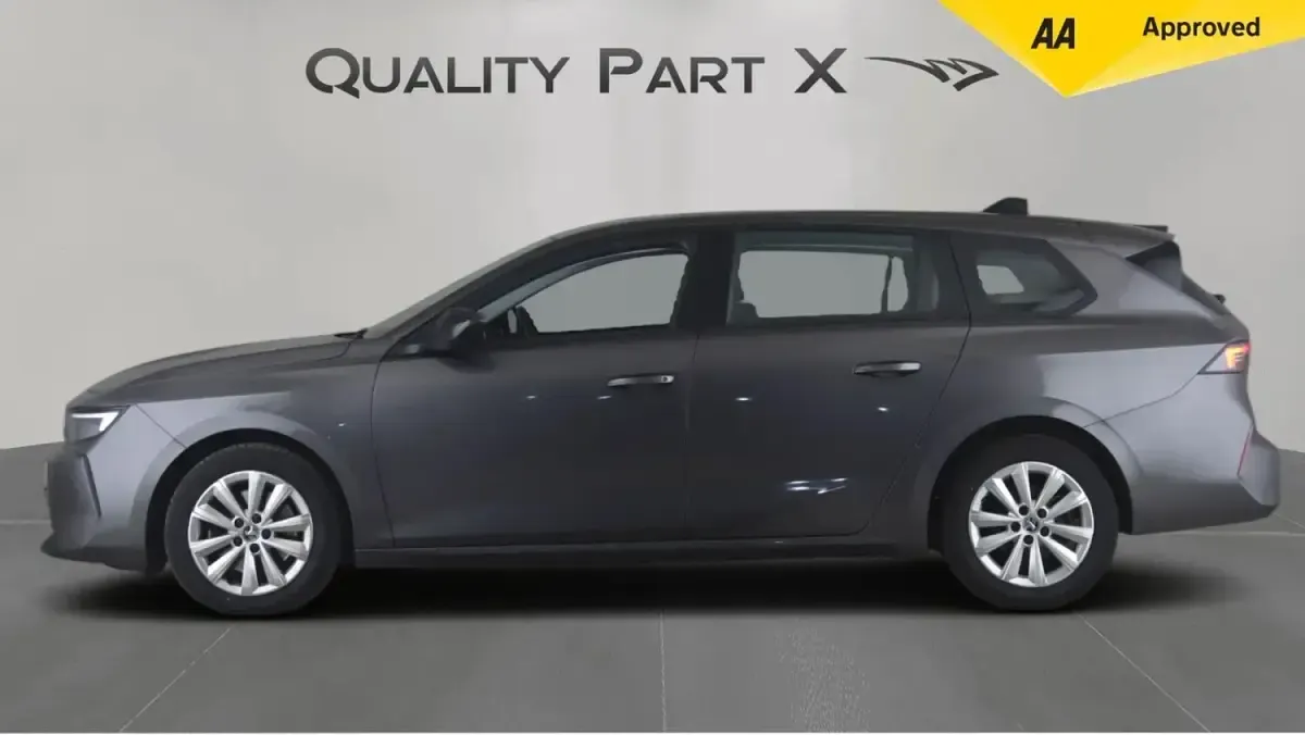 Used Vauxhall Astra Design Edition 2023 Grey Estate