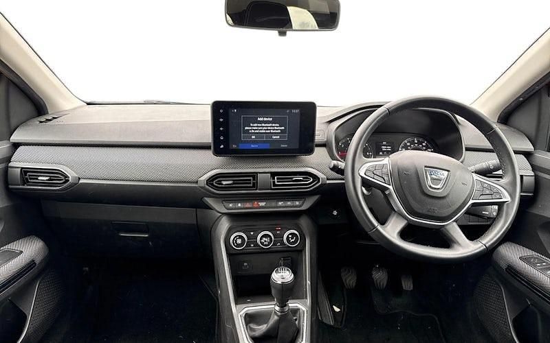 Used Dacia Jogger Extreme 110 HP (80 kW) 2022 Brown MPV