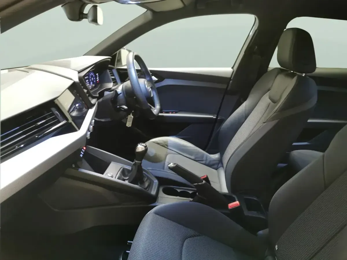 Usado Audi A1 Black Edition 2023 Prateado SUV