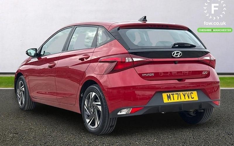 Used Hyundai i20 101 HP (74 kW) 2021 Red Hatchback