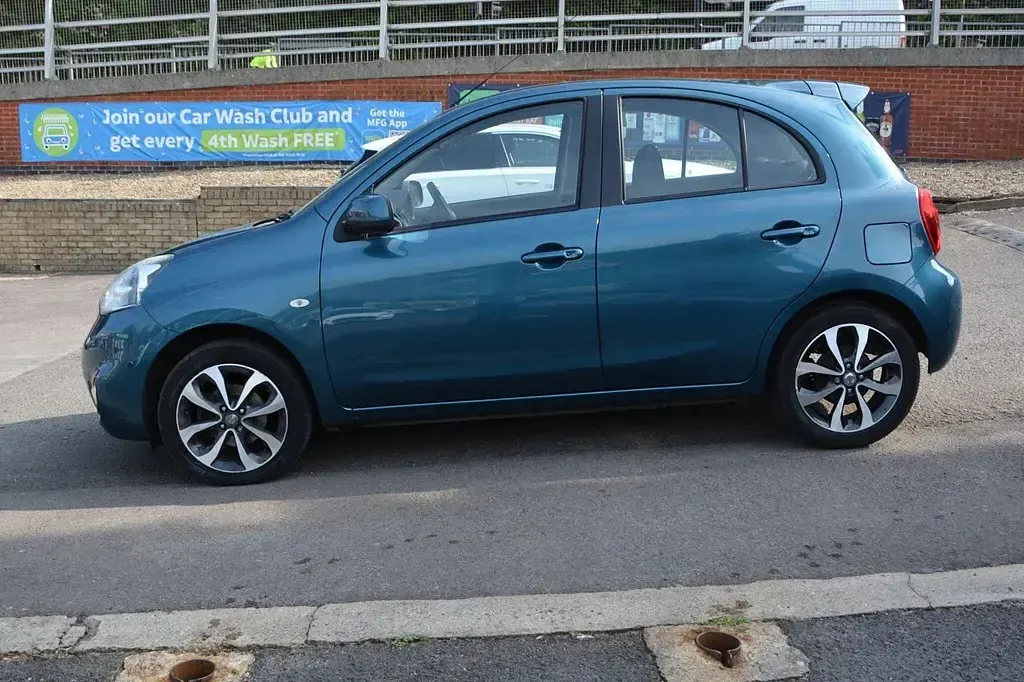 Używany Nissan Micra Tekna 2013 Niebieski Hatchback