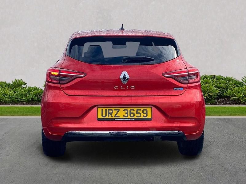 Used Renault Clio V Techno 145 HP (106 kW) 2023 Red Hatchback