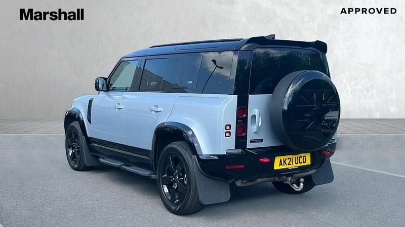 Usado Land Rover Defender First Edition 250 HP (183 kW) 2021 Prateado SUV