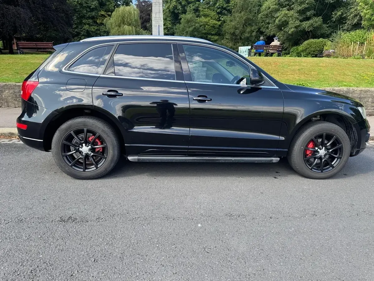 Used Audi Q5 Design 143 HP (105 kW) 2010 Black SUV