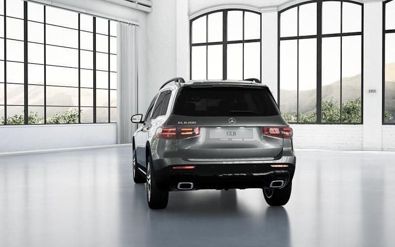 New Mercedes GLB200 Executive 163 HP (119 kW) 2025 SUV