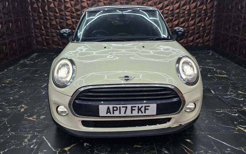 Used Mini Cooper Hatch 136 HP (100 kW) 2017 White Hatchback