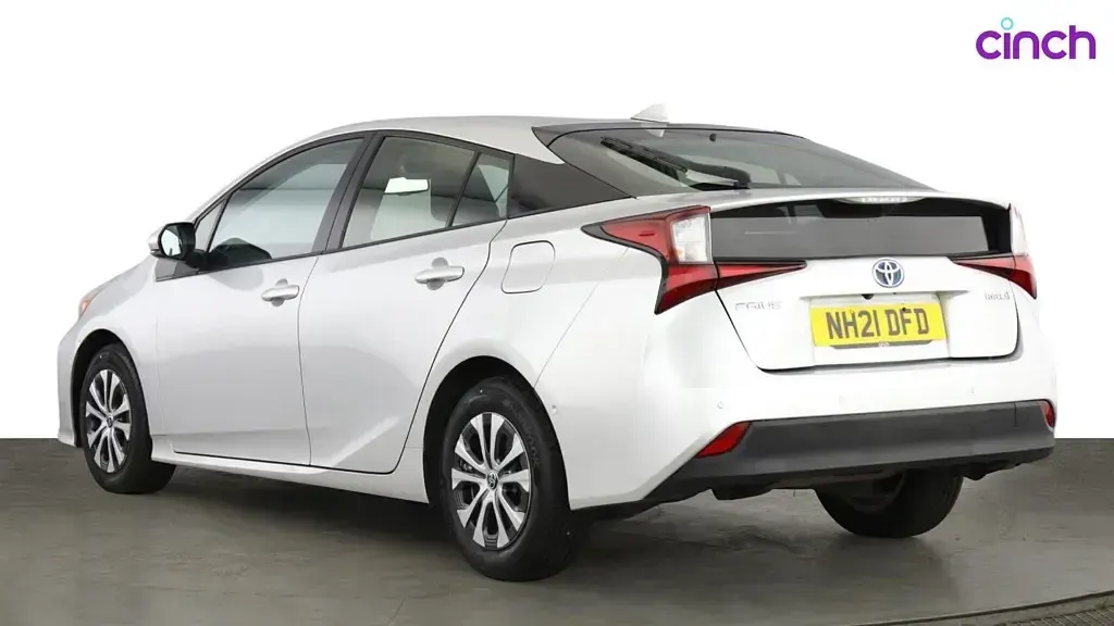 Used Toyota Prius Business Edition 122 HP (89 kW) 2021 Silver Hatchback