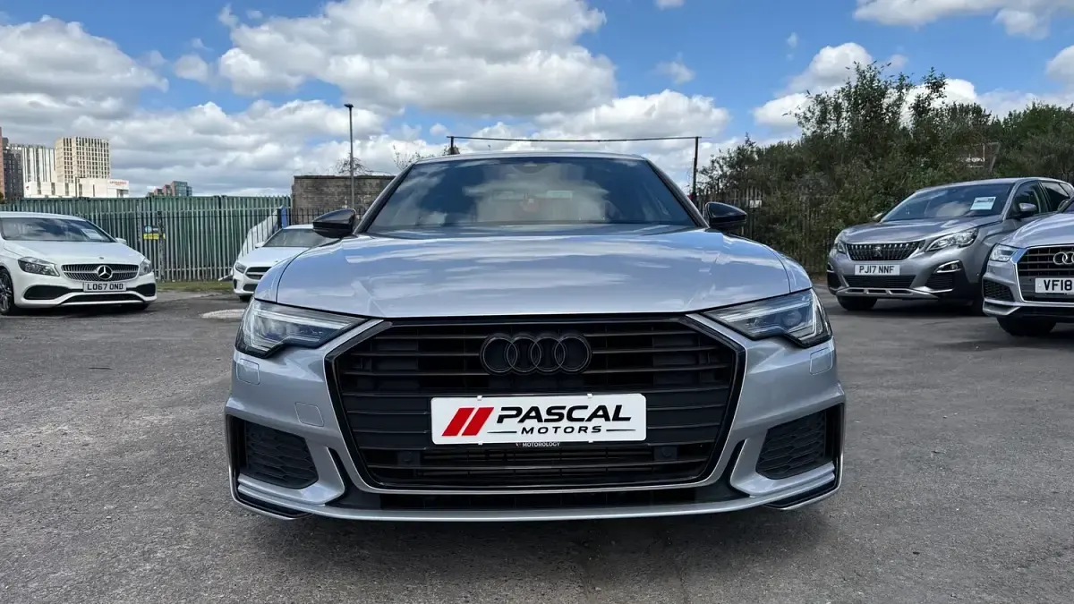 Used Audi A6 Black Edition 204 HP (150 kW) 2021 Silver Sedan