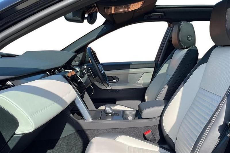 Used Land Rover Discovery Sport HSE Dynamic 204 HP (150 kW) 2024 Santorini black SUV