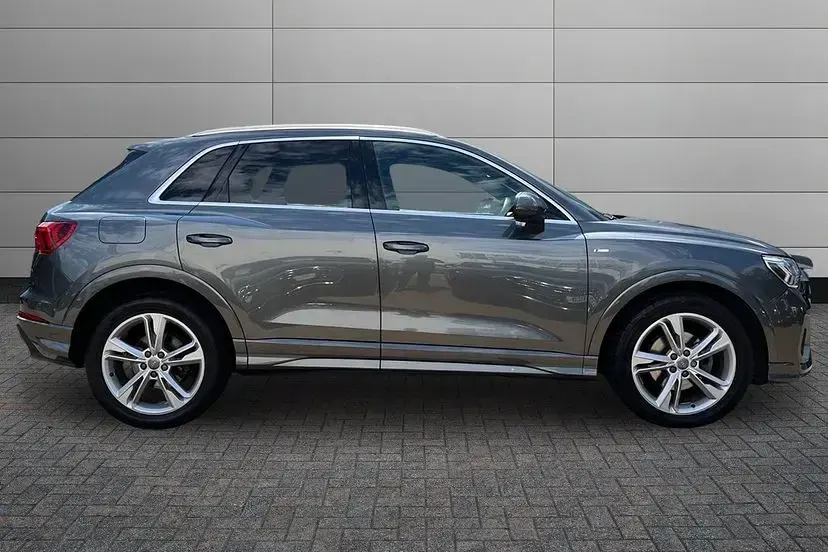 Used Audi Q3 S-Line 150 HP (110 kW) 2020 Daytona grey SUV