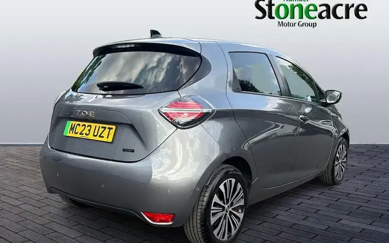 Used Renault Zoe Techno 100 kW (136 HP) 2022 Grey Hatchback