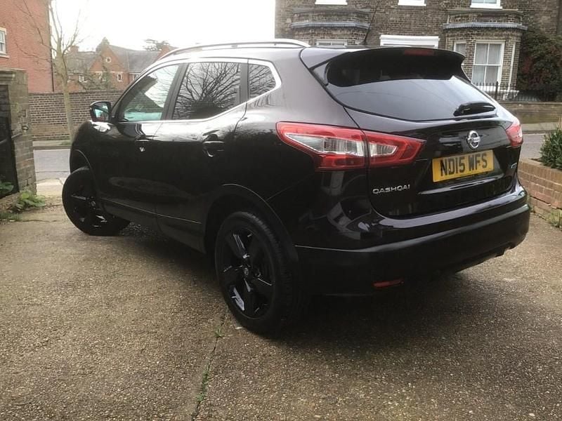 Used Nissan Qashqai N-TEC 110 HP (80 kW) 2015 Black SUV