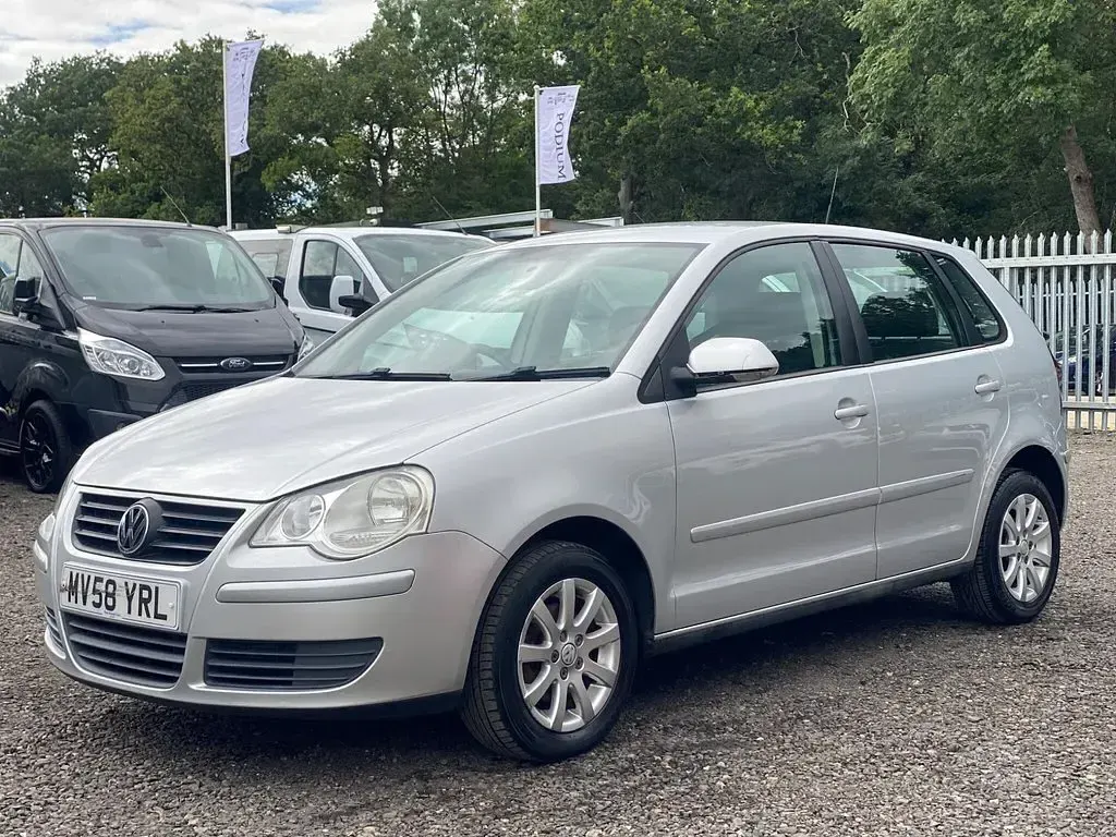 Used VW Polo SE 80 HP (58 kW) 2008 Silver Hatchback