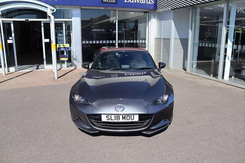 Begagnad Mazda MX5 Inclusive 160 HK (117 kW) 2018 Grå Cab