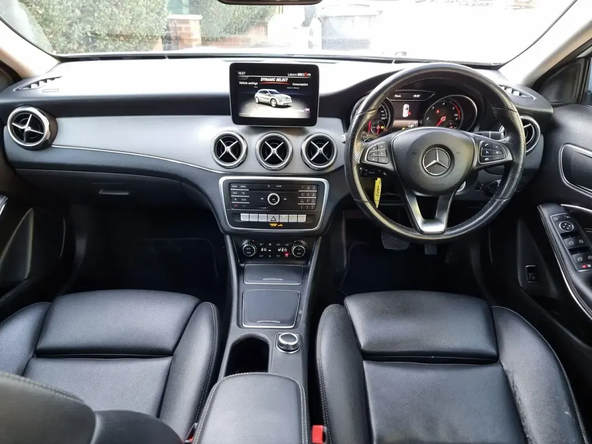 Usado Mercedes GLA200 Executive 2018 Branco SUV
