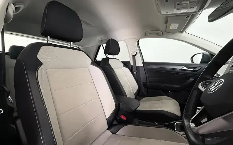 Used VW T-Roc Style 150 HP (110 kW) 2022 Grey SUV