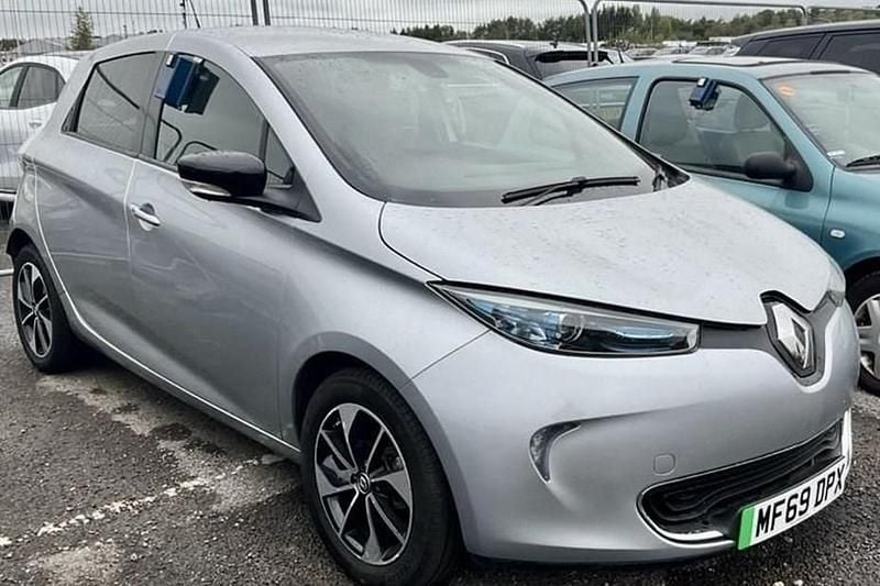 Used 2019 Renault Zoe Dynamique Hatchback | £7,488 (Fair price) - Image 1/1