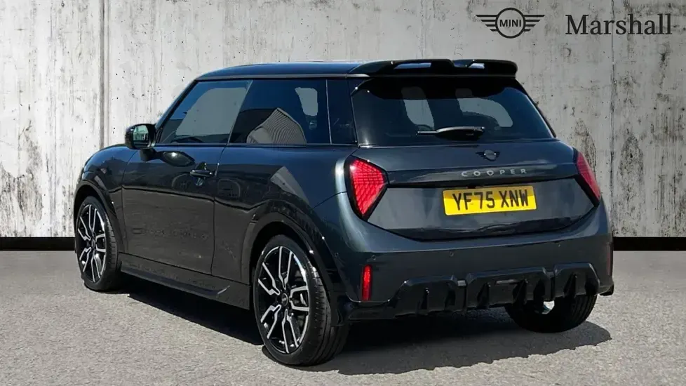 New Mini Cooper Sport 114 kW (156 HP) 2025 Grey Hatchback