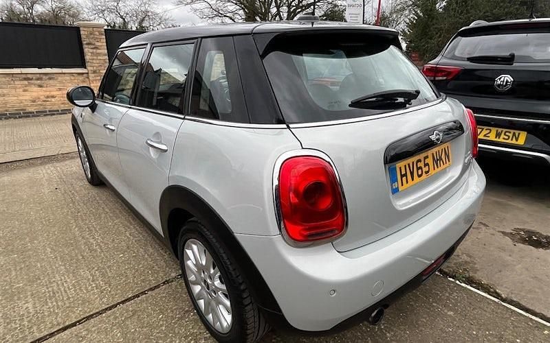 Used Mini Cooper Hatch 136 HP (100 kW) 2017 Hatchback