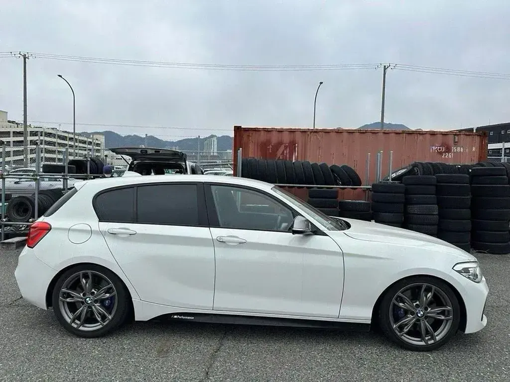 Used BMW M135 Comfort Edition 2015 White Hatchback