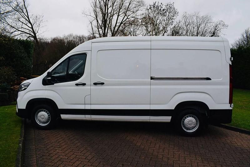 Used Maxus V90 161 HP (118 kW) 2022 White Van