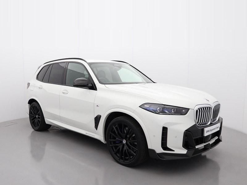 White Used 2025 BMW X5 M M Sport SUV | £74,990 - Image 1/4