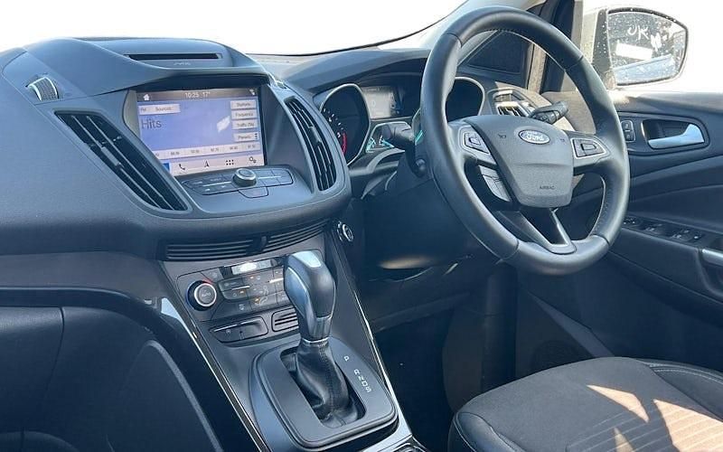 Używany Ford Kuga Titanium 179 KM (131 kW) 2019 Srebrny SUV