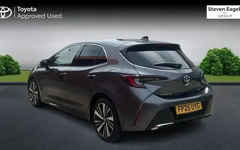 Used Toyota Corolla Design 140 HP (102 kW) 2026 Hatchback
