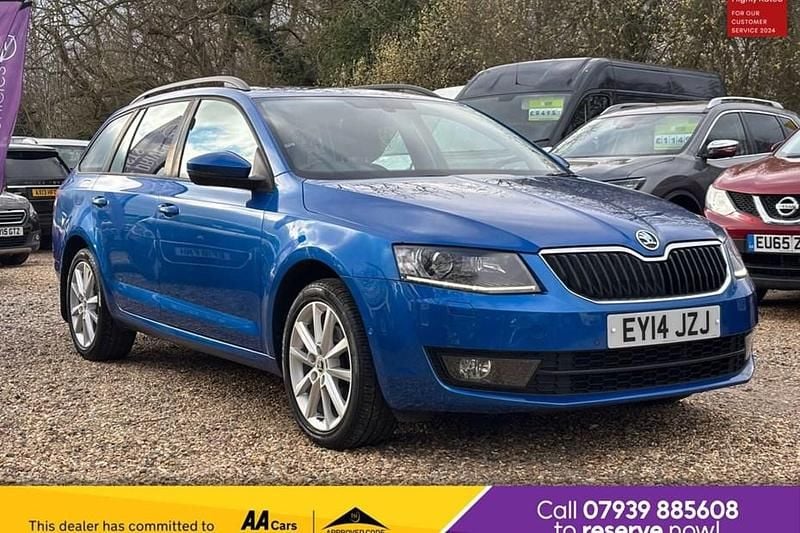 Used Skoda Octavia Elegance 184 HP (135 kW) 2014 Blue Hatchback