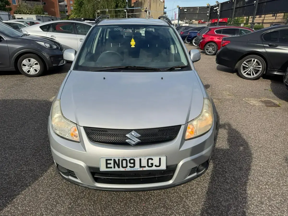 Used Suzuki SX4 GL 2009 Silver Hatchback