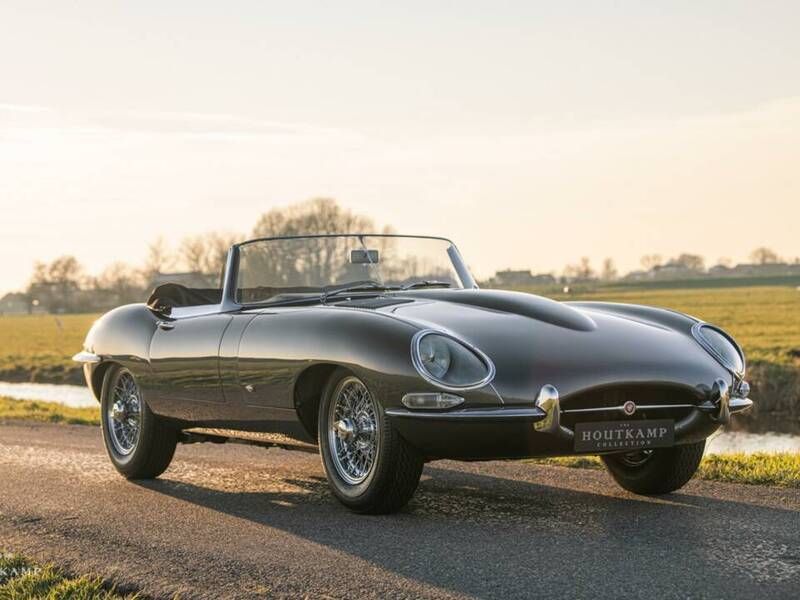 Others Used 1961 Jaguar E-Type Cabriolet | £240,000 - Image 1/4