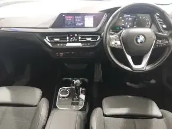 Used BMW 118 Sport Line 140 HP (102 kW) 2020 Blue Hatchback