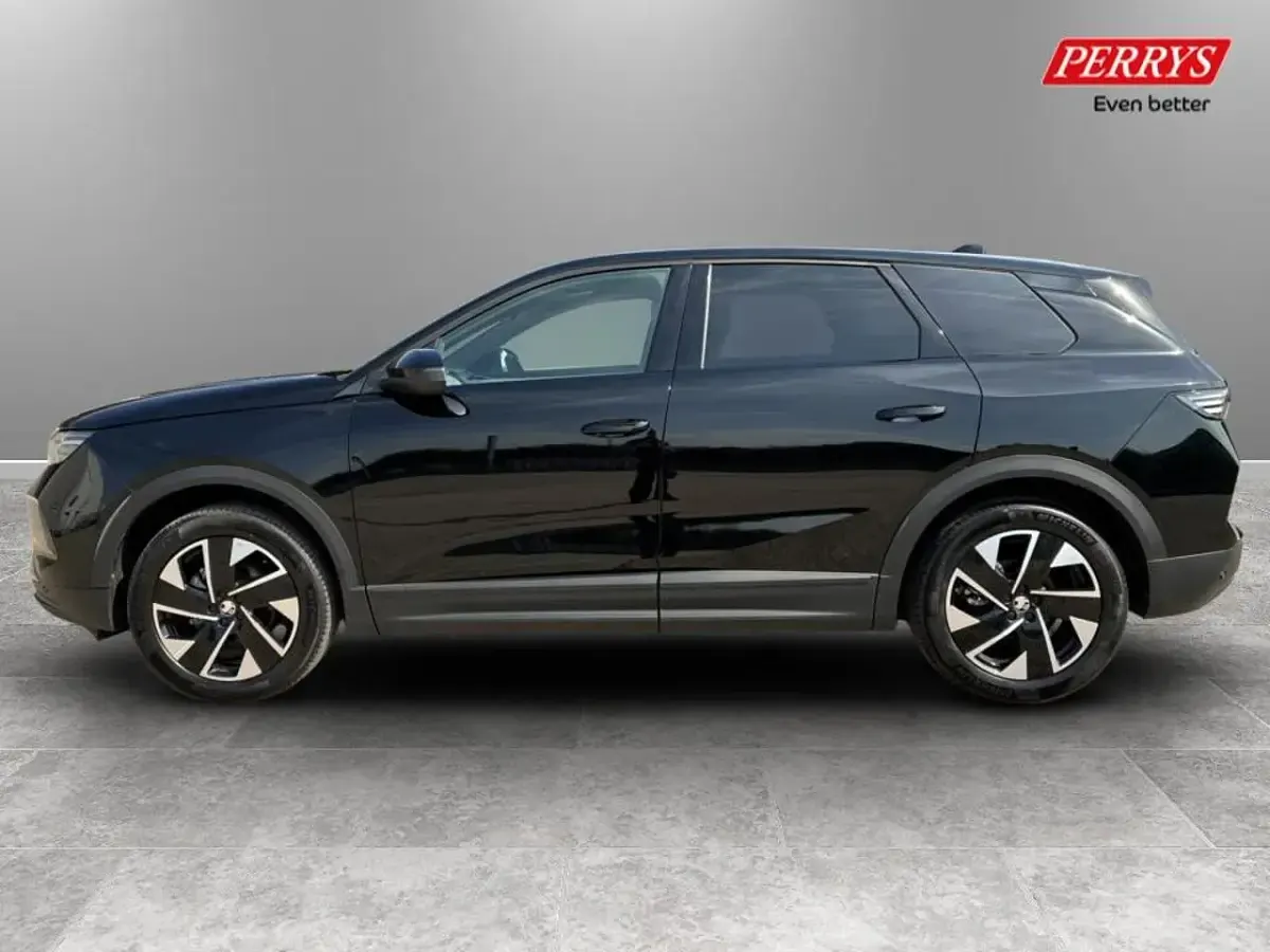 Used Vauxhall Grandland X GSe 134 HP (98 kW) 2024 Black SUV
