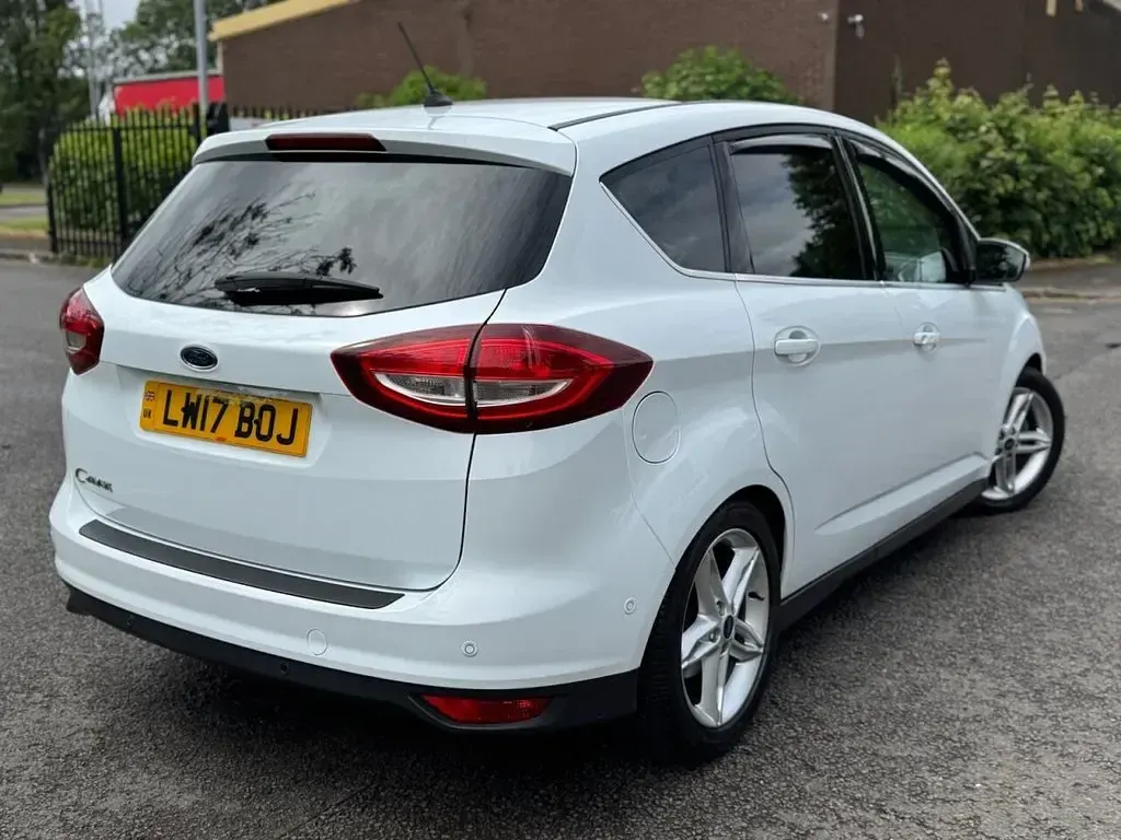 Used Ford C-MAX Titanium X 120 HP (88 kW) 2017 White MPV